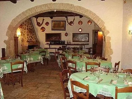 La Caveja Hotel