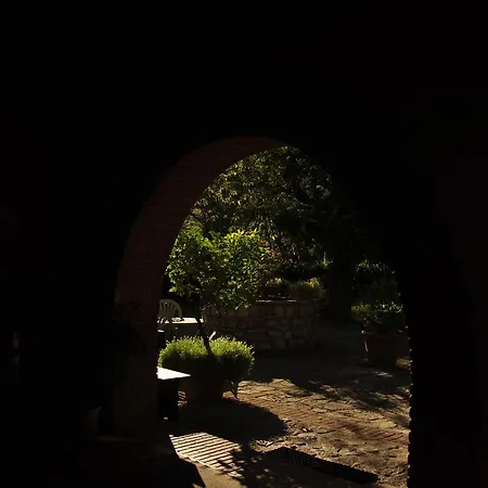 La Caveja Hotel 3*